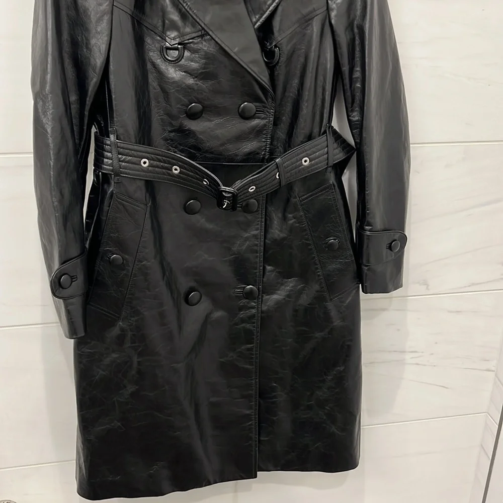 Burberry | NWT D-Ring Detail Crinkled Leather Trench Coat in Black - Size IT 42 - Picture 8 of 16